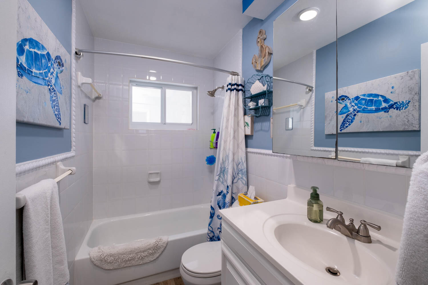 16 Corrine Place Key Largo, FL 33037 - Photo 26 of 50 a bathroom with a sink toilet and shower