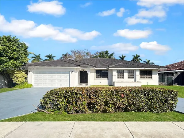 $850,000 | 13925 Southwest 26th Terrace, Miami, FL 33175