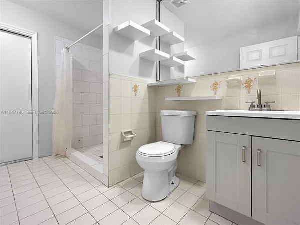 $850,000 | 13925 Southwest 26th Terrace, Miami, FL 33175