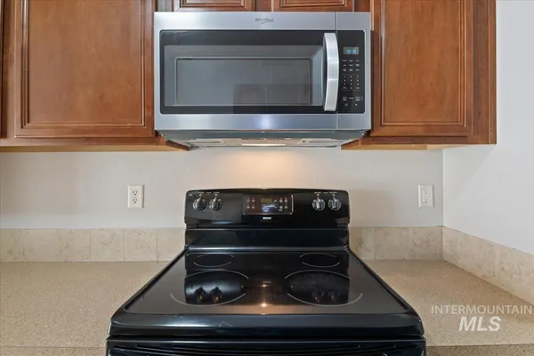 $299,950 | 8887 West Candleston Court, Boise, ID 83709