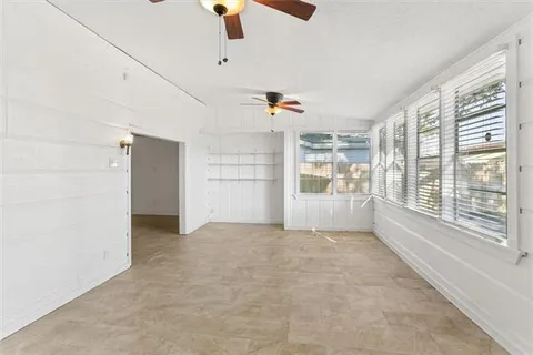 $285,000 | 3865 Greenbriar Lane, Harvey, LA 70058