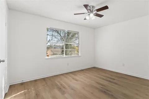 $285,000 | 3865 Greenbriar Lane, Harvey, LA 70058