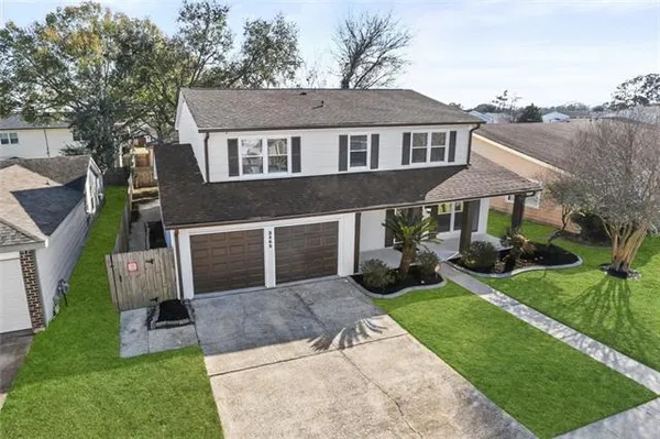 $279,000 | 3865 Greenbriar Lane, Harvey, LA 70058