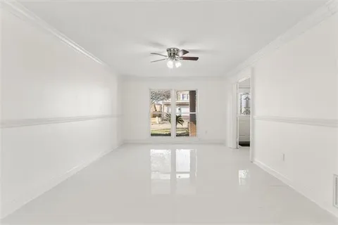 $285,000 | 3865 Greenbriar Lane, Harvey, LA 70058