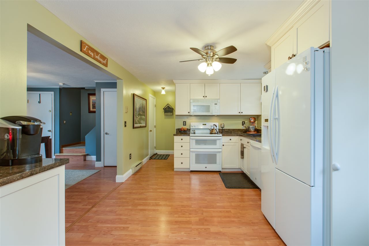 5 R Desforge Lane, Unit R Derry, NH 03038 - Photo 17 of 36