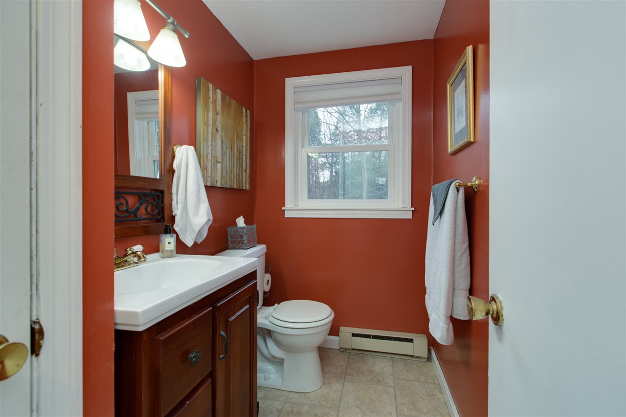 5 R Desforge Lane, Unit R Derry, NH 03038 - Photo 19 of 36