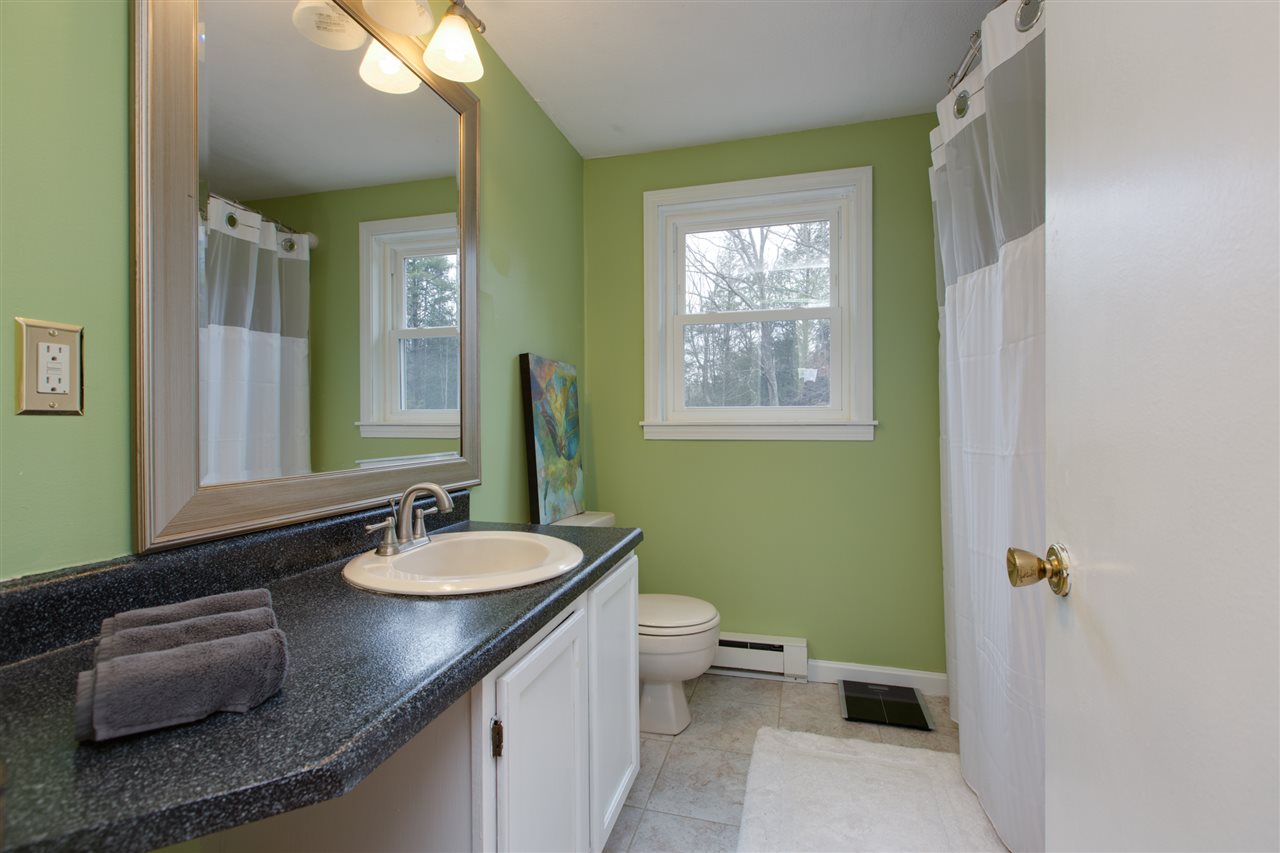 5 R Desforge Lane, Unit R Derry, NH 03038 - Photo 26 of 36