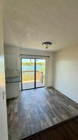 $1,800 | 1920 East Edgewood Drive, Unit I12, Lakeland, FL 33803