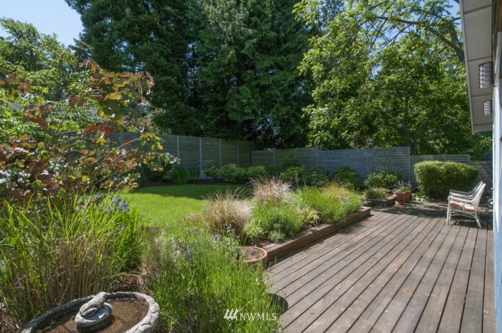 3937 Southwest Austin Street Seattle, WA 98136 - Photo 4 of 24 Gallery Image 4