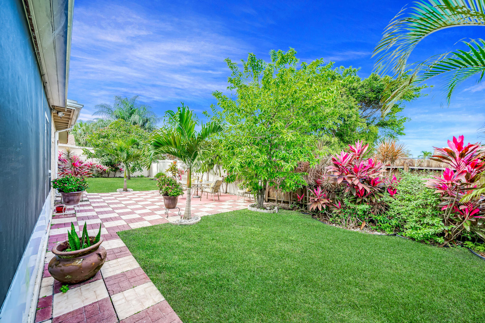 8895 Southwest 18th Road Boca Raton, FL 33433 - Photo 51 of 60 Nicely landscaped