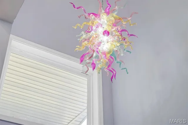 $790,000 | 42 Windam Pl Drive, St. Charles, MO 63304