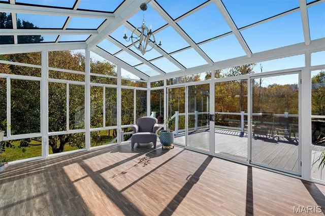 $790,000 | 42 Windam Pl Drive, St. Charles, MO 63304