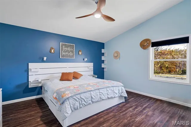 $790,000 | 42 Windam Pl Drive, St. Charles, MO 63304