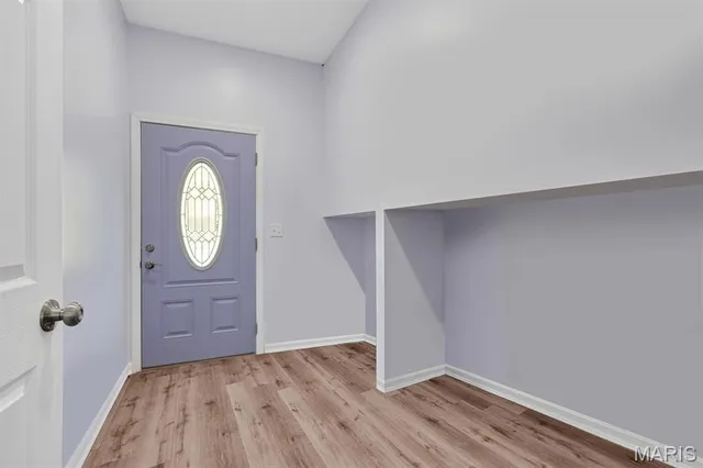 $790,000 | 42 Windam Pl Drive, St. Charles, MO 63304