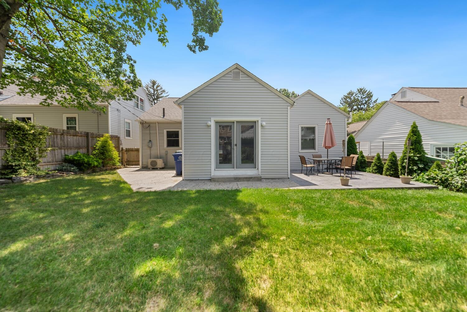 122 West Henderson Road Columbus, OH 43214 - Photo 45 of 49 50-122 W Henderson Rd, Columbus