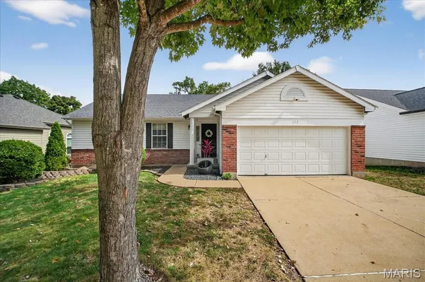 $349,900 | 132 Hunters Green Lane, Eureka, MO 63025