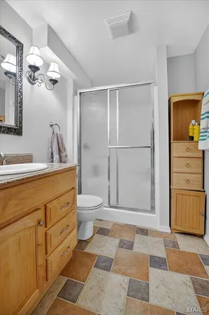 $349,900 | 132 Hunters Green Lane, Eureka, MO 63025