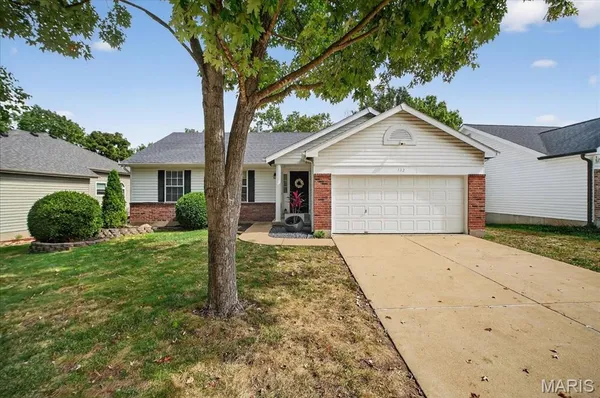 $349,900 | 132 Hunters Green Lane, Eureka, MO 63025