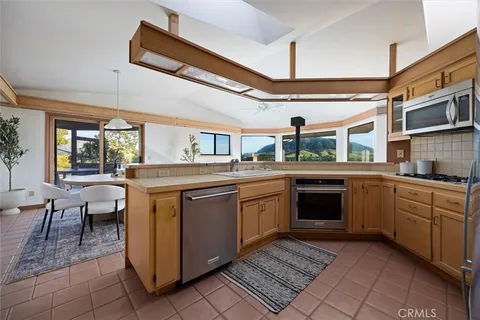 $1,629,000 | 957 Skyline Drive, San Luis Obispo, CA 93405