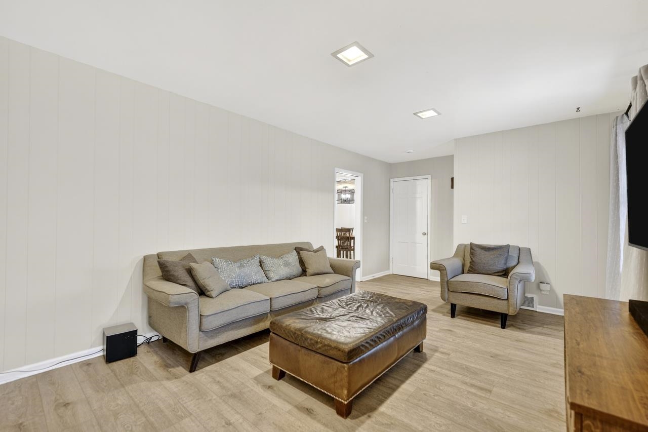 4966 Brigadoon Road Rockford, IL 61107 - Photo 11 of 40