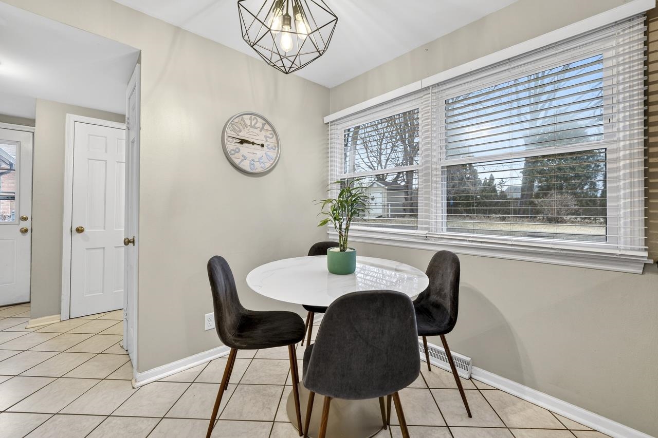 4966 Brigadoon Road Rockford, IL 61107 - Photo 15 of 40