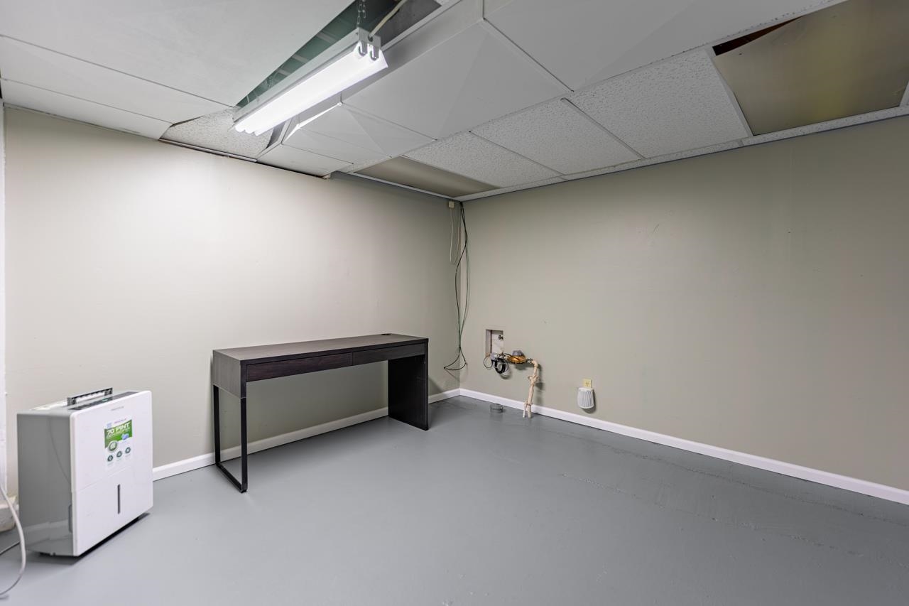 4966 Brigadoon Road Rockford, IL 61107 - Photo 32 of 40 a view of an empty room