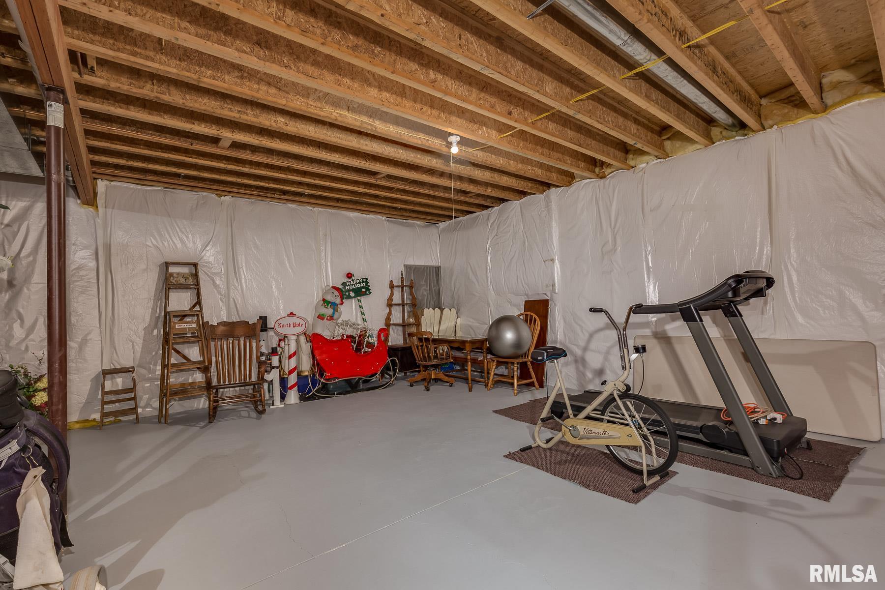 1804 Ridgefield Drive Port Byron, IL 61275 - Photo 30 of 37 Gallery Image 30
