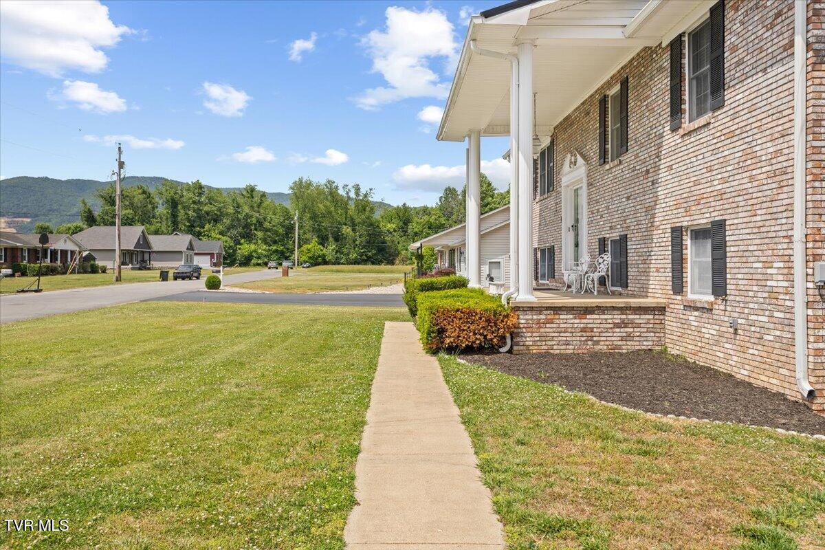 1012 South Gate Drive Elizabethton, TN 37643 - Photo 6 of 58 08-128A0900