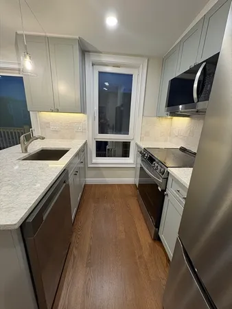 $3,500 | 11 Burrill Place, Unit 3, Boston, MA 02127