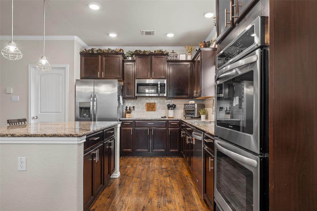 5801 Beckon Waco, TX 76708 - Photo 8 of 37