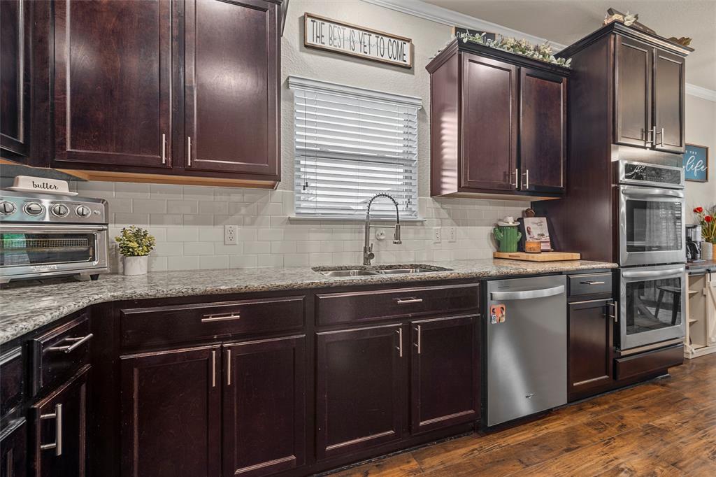 5801 Beckon Waco, TX 76708 - Photo 9 of 37