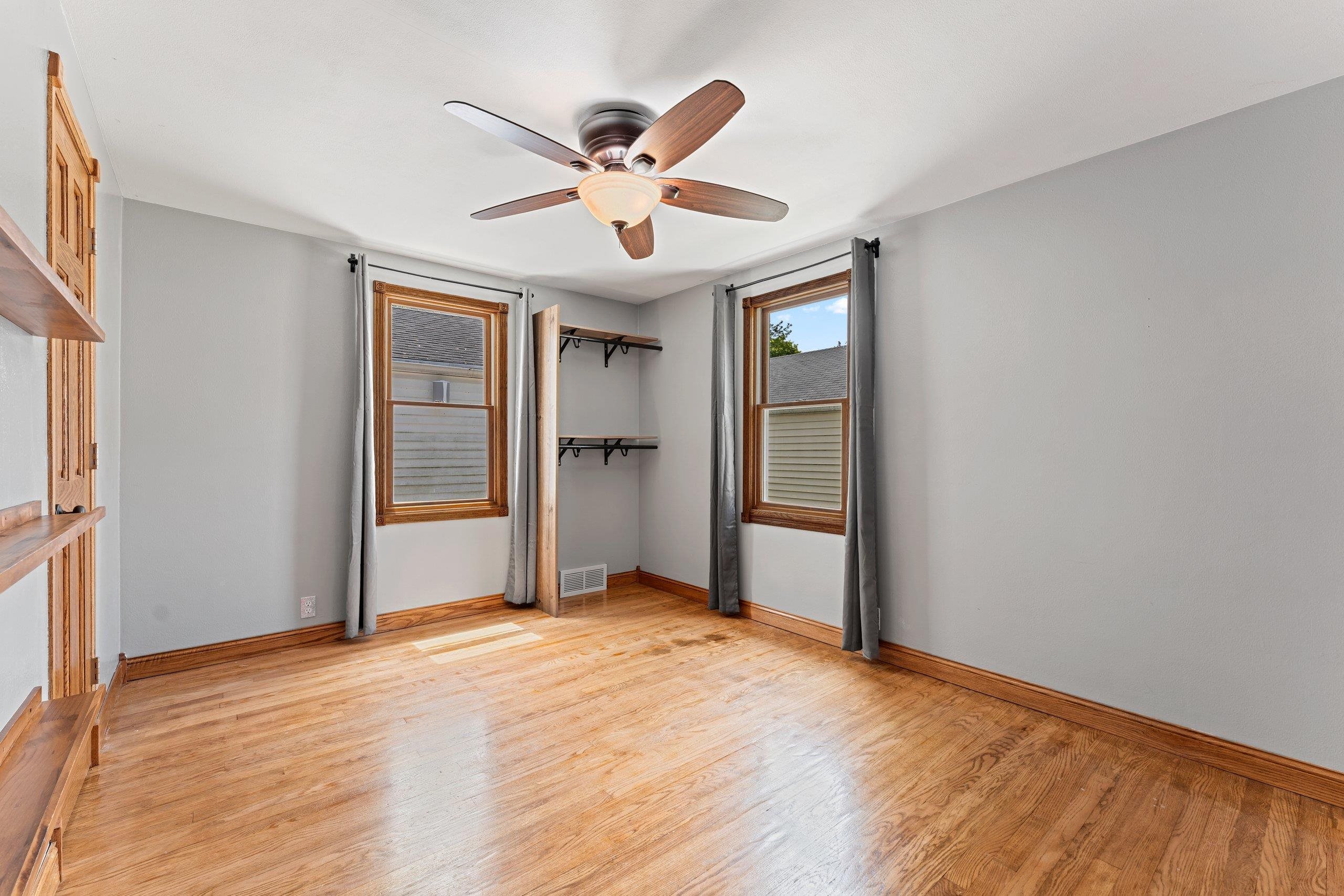 1405 West Brewster Street Appleton, WI 54914 - Photo 14 of 42