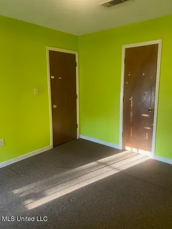$165,000 | 6162 Clarence Drive, Jackson, MS 39206