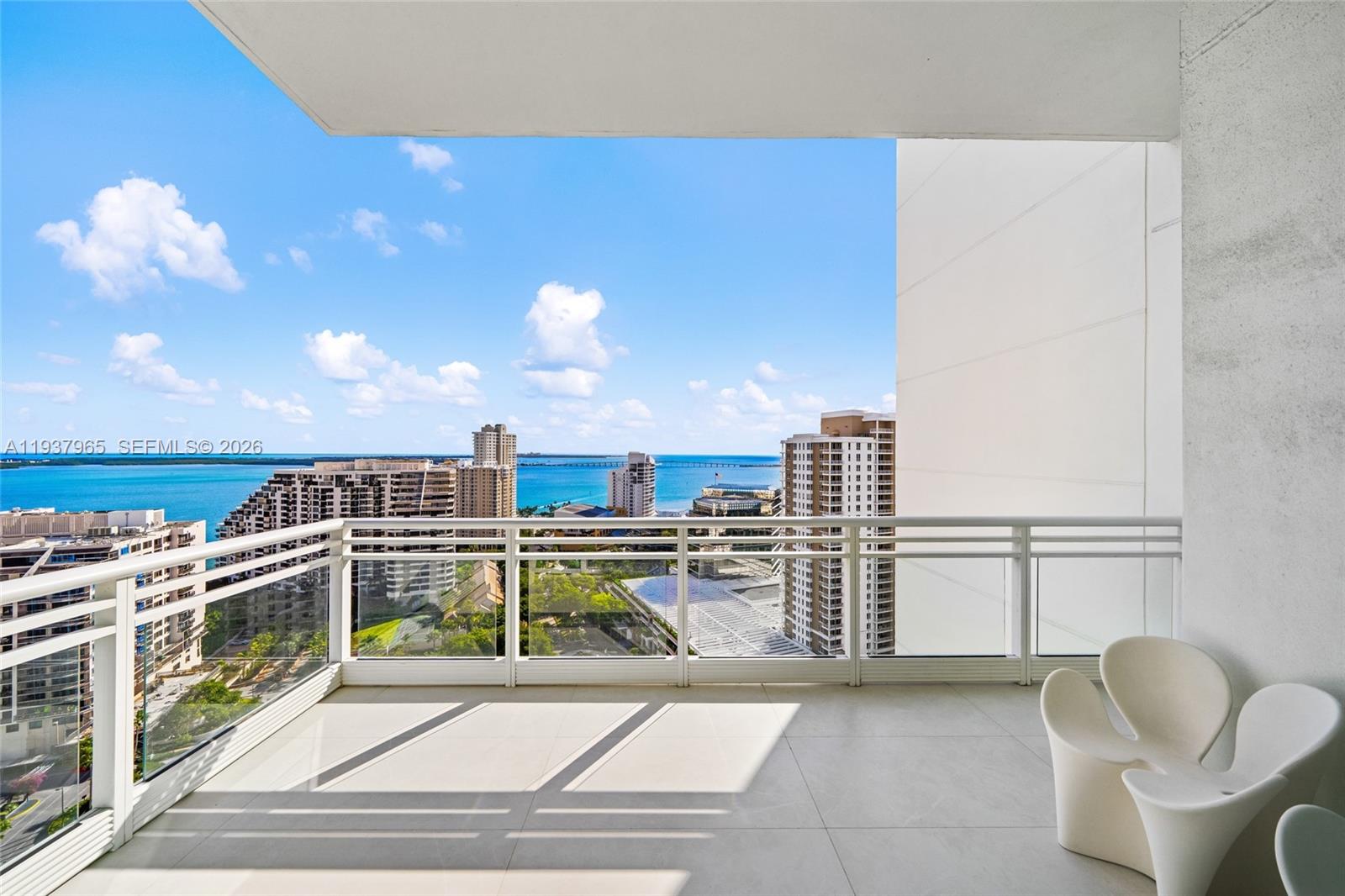 900 Brickell Key Boulevard, Unit 2004 Miami, FL 33131 - Photo 34 of 35