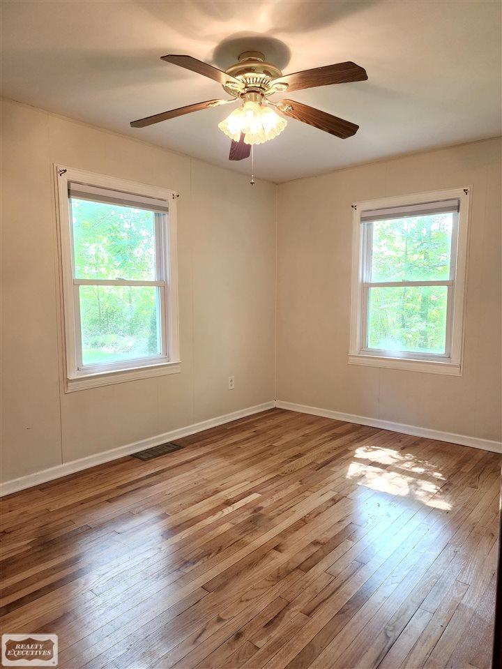 13472 Bryce Road Emmett, MI 48022 - Photo 13 of 14 50078230-12.JPG