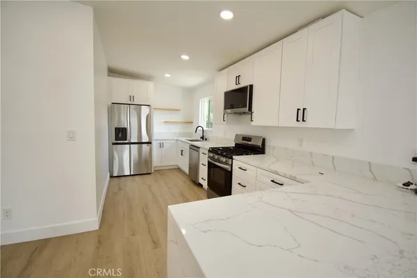 $4,895 | 820 Iris Avenue, Imperial Beach, CA 91932