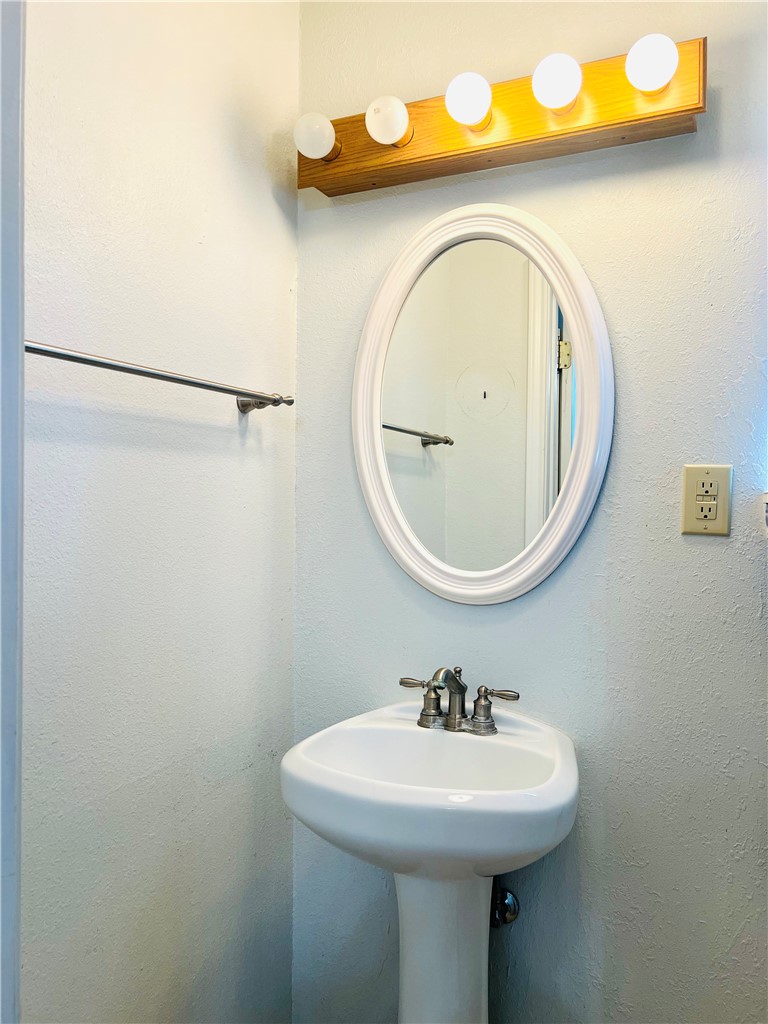 809 North 10th Street Fulton, TX 78358 - Photo 13 of 21