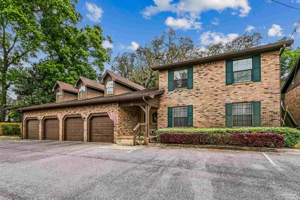 $189,900 | 4831 East Olive Road, Unit 2D, Pensacola, FL 32514