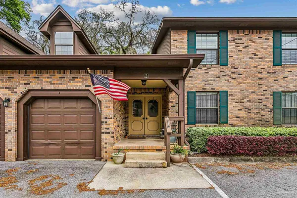 $189,900 | 4831 East Olive Road, Unit 2D, Pensacola, FL 32514