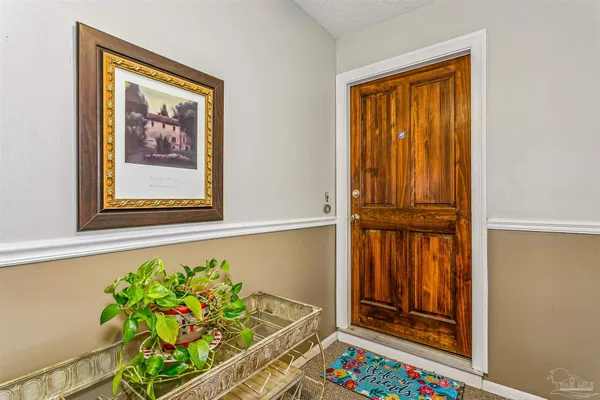 $189,900 | 4831 East Olive Road, Unit 2D, Pensacola, FL 32514