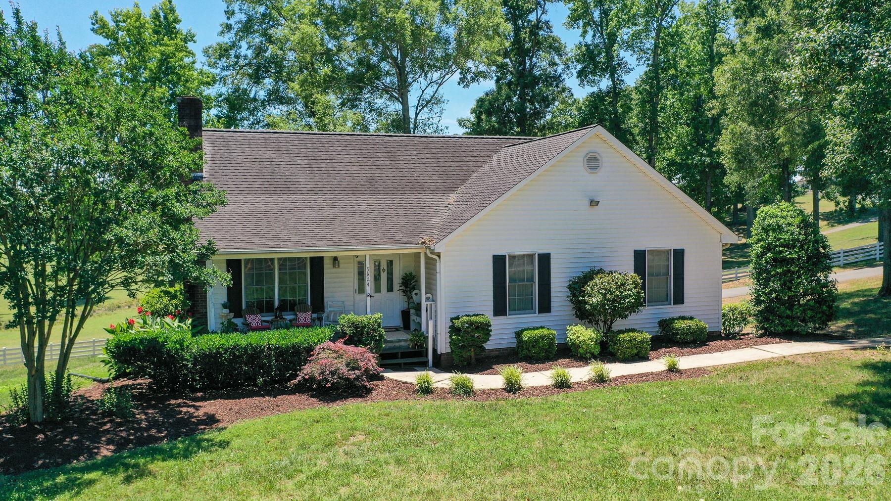 8504 Hampton Road Clemmons, NC 27012 - Photo 6 of 26