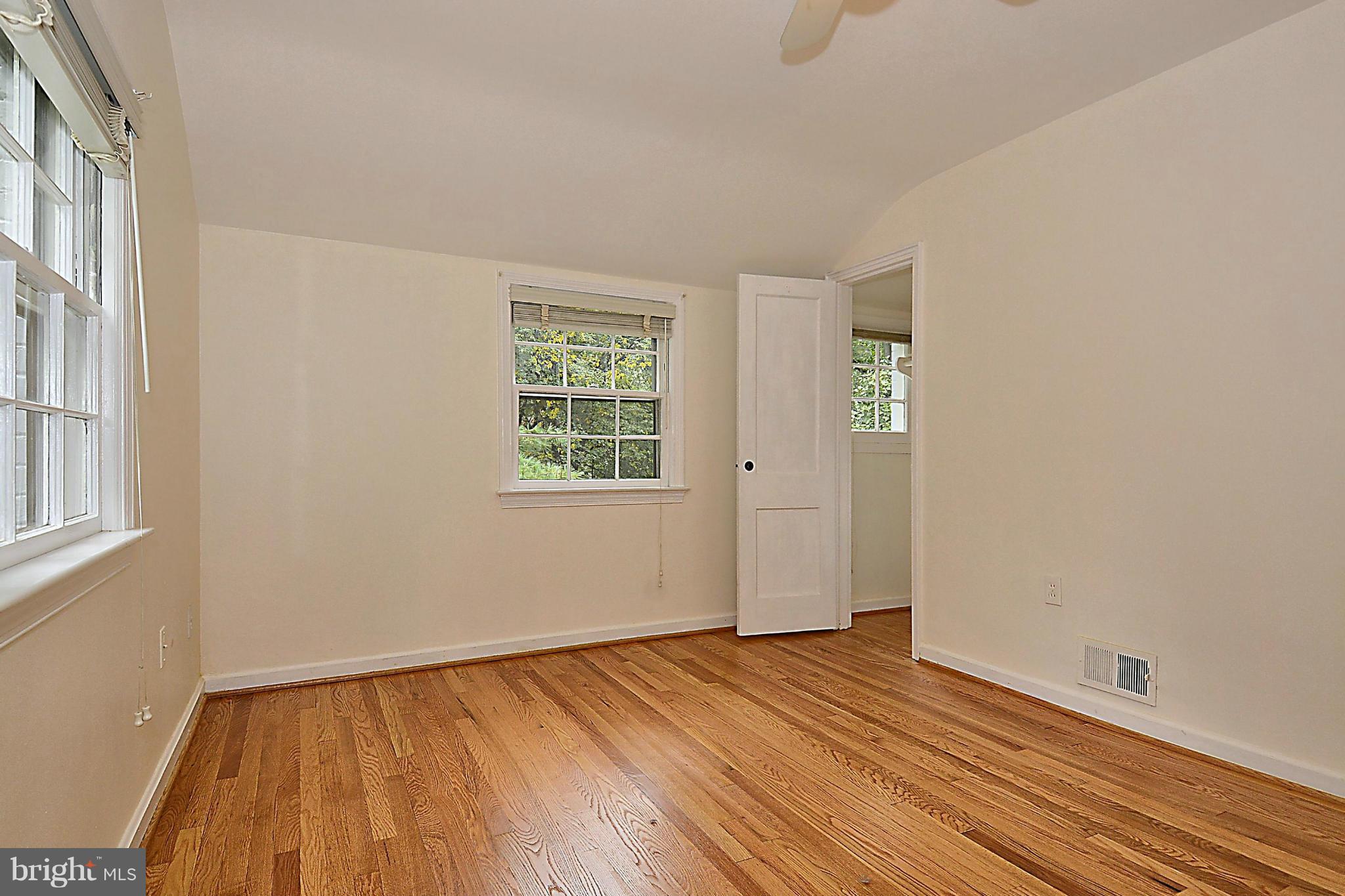 9617 Brunett Avenue Silver Spring, MD 20901 - Photo 17 of 28 Inviting Master Bedroom