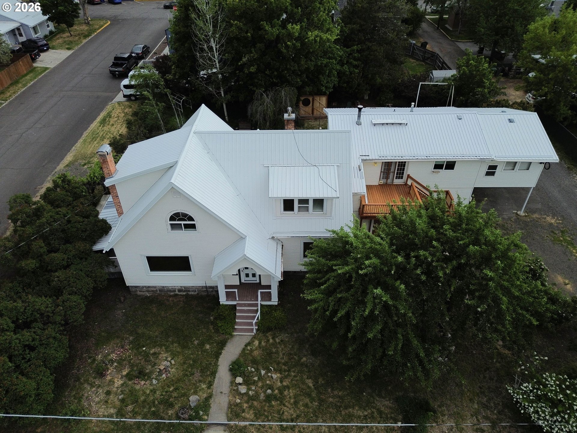 1002 3rd Street La Grande, OR 97850 - Photo 1 of 40