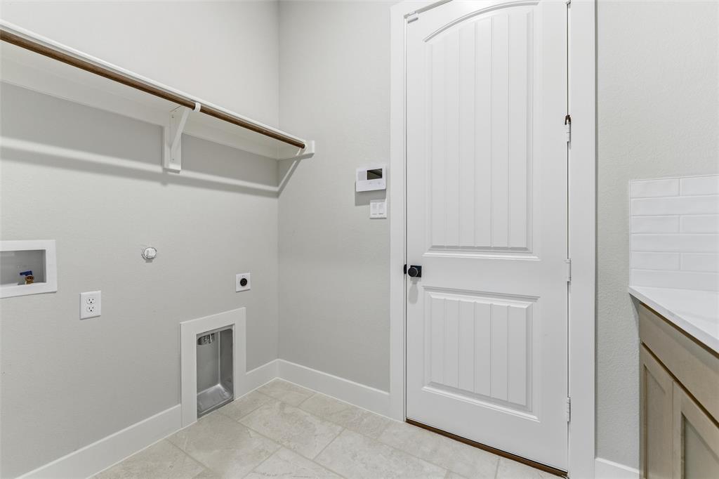 245 Cobb Road Leonard, TX 75452 - Photo 15 of 30 a view of an empty room