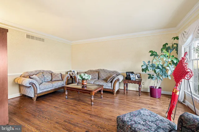 $1,950,000 | 63 Woodside Lane, New Hope, PA 18938