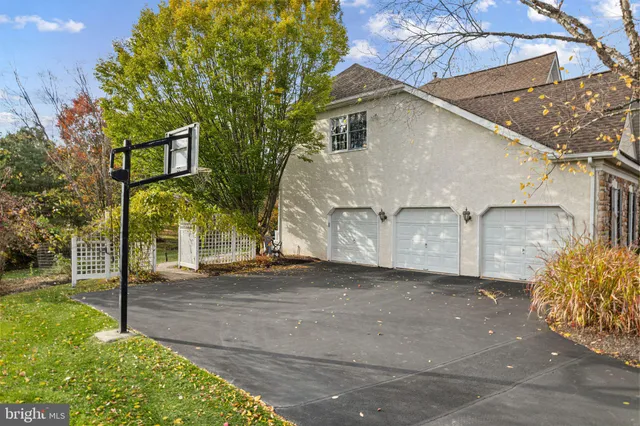 $1,950,000 | 63 Woodside Lane, New Hope, PA 18938