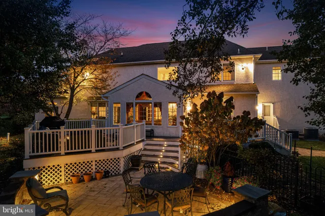 $1,950,000 | 63 Woodside Lane, New Hope, PA 18938