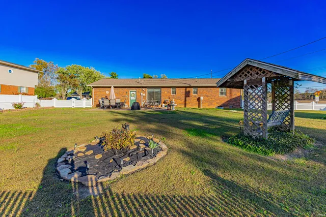 $245,000 | 2508 Woods Drive, Wadesville, IN 47638