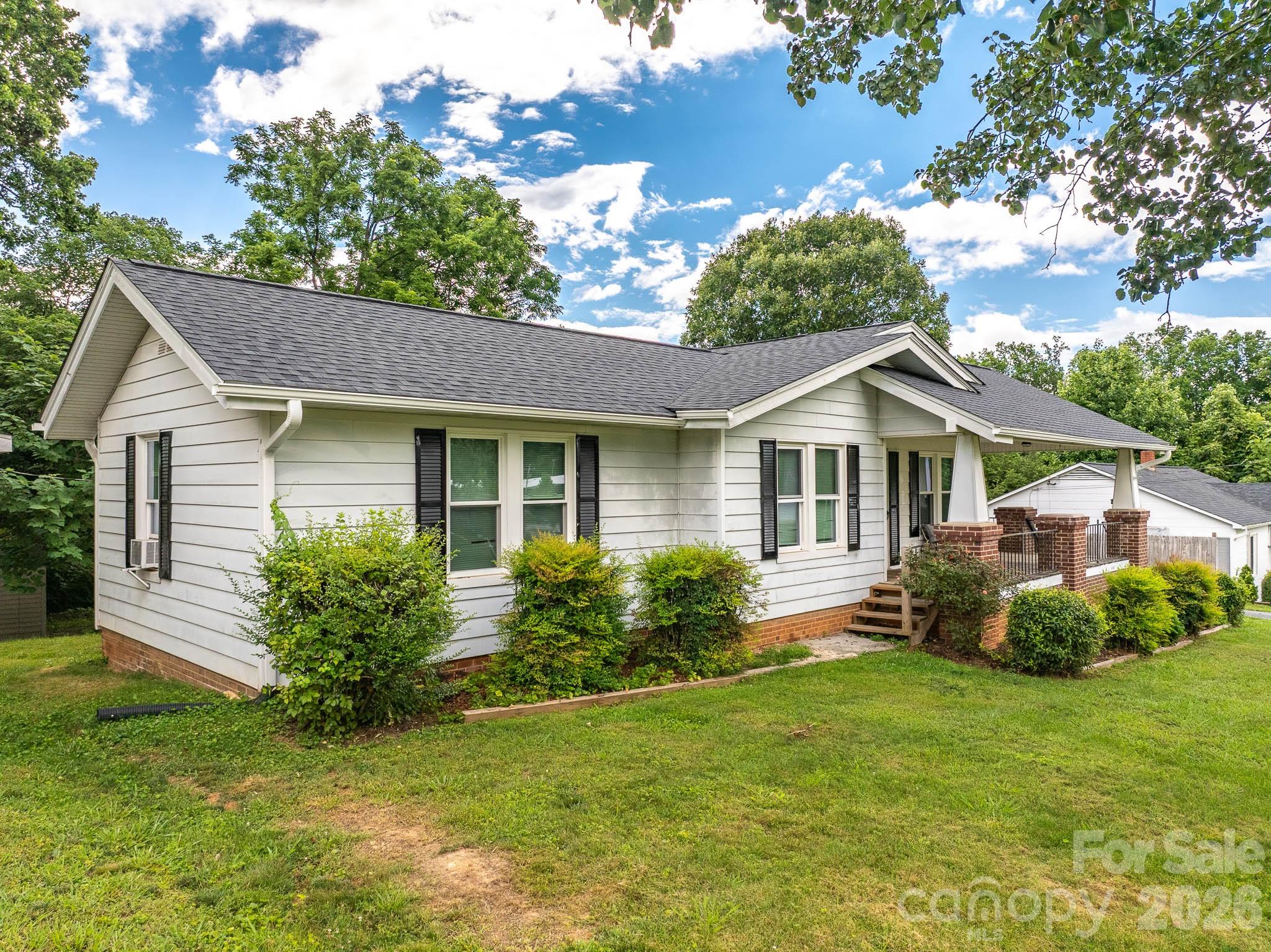 46 Gilkey Street Marion, NC 28752 - Photo 24 of 34