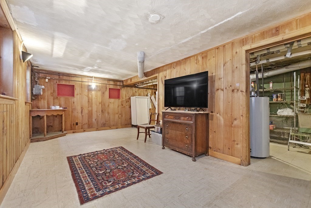 71 East Quinobequin Road Newton, MA 02462 - Photo 15 of 19 Gallery Image 15